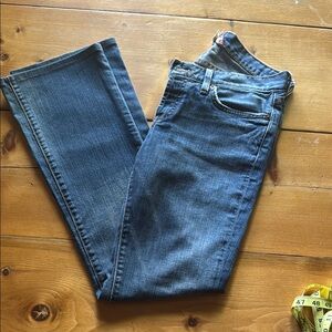 Lucky Brand Blue Straight Leg Jeans 2/26